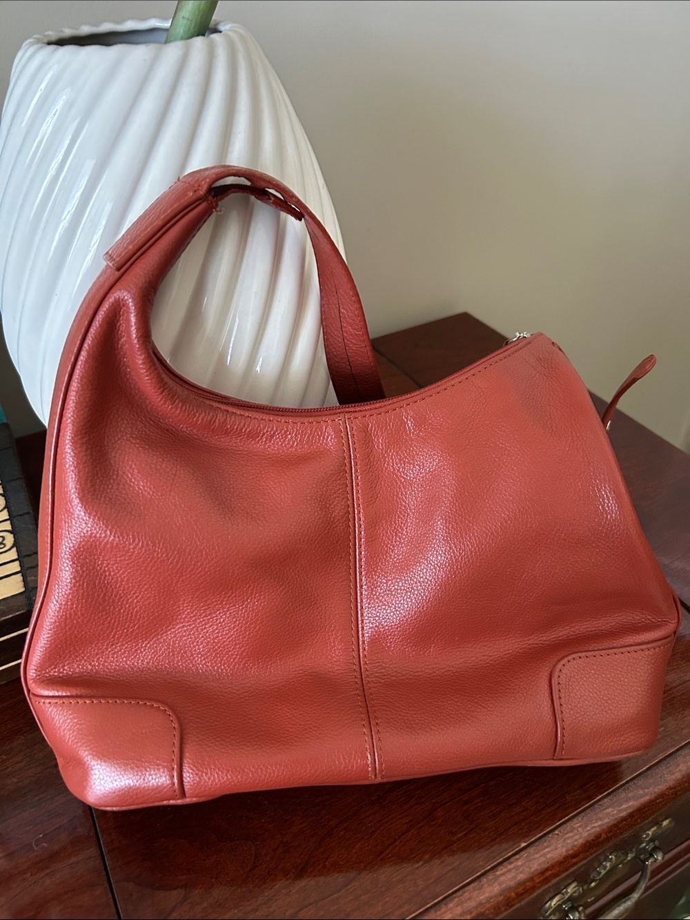 Wilsons Leather Rust Shoulder Hobo Bag - Picture 6 of 6